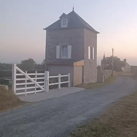 Сasa de vacaciones La Tourelle
